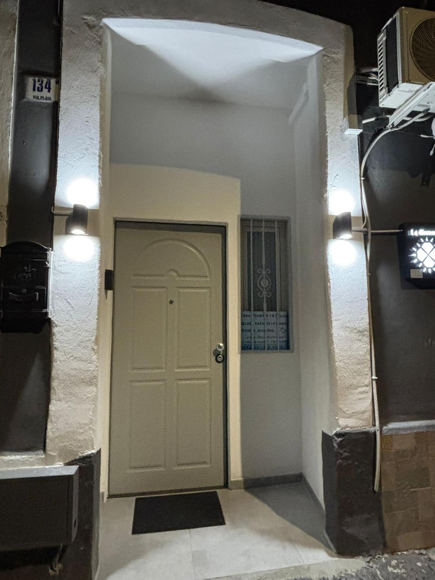 Casa Vacanze I 4 Diamanti Room 1 Κατάνια Εξωτερικό φωτογραφία